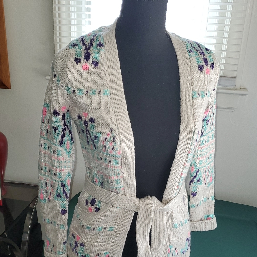 Girl's Patterned Cardigan Sweater